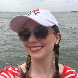 Profile Picture of Sarah Scullion (@sarafinastwiter) on Twitter