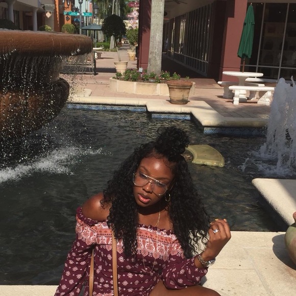 Profile Picture of Dominique Harden (@dharden121) on Poshmark