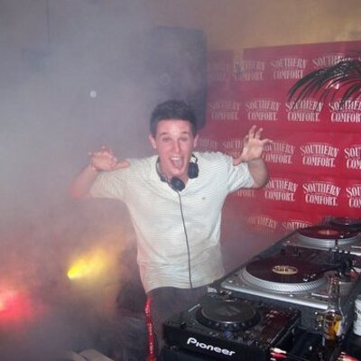 Profile Picture of Adam Ivers (@SHAMOZZLE) on Twitter