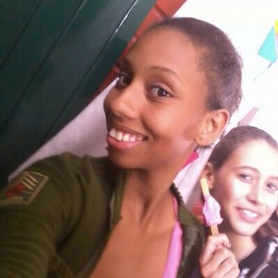 Profile Picture of Julia Freitas (@juliafreitas19) on Twitter