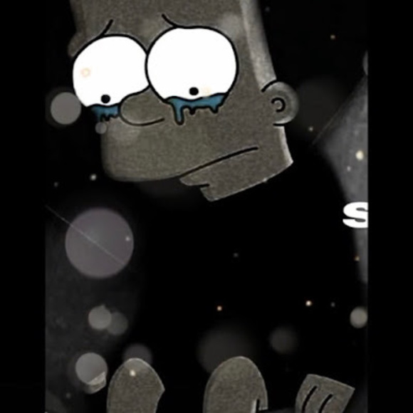 Profile Picture of Adrian Valladares (@adrianvallad481) on Poshmark