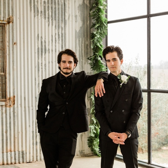 Profile Picture of Paul Stokes (@paulstokes3) on Poshmark