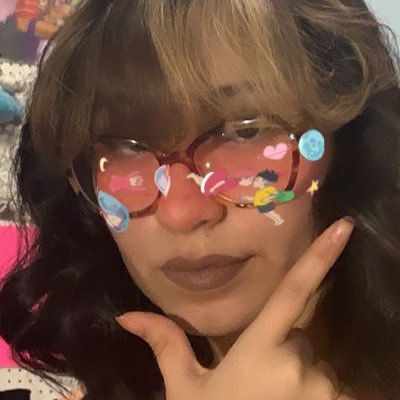 Profile Picture of Adriana Torres (@adri1ii) on Twitter