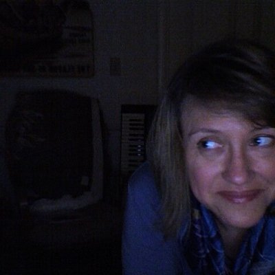 Profile Picture of Julie Kelemen (@JulieKelemen) on Twitter