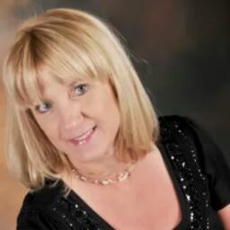 Profile Picture of linda moore (@runmoore01) on Twitter