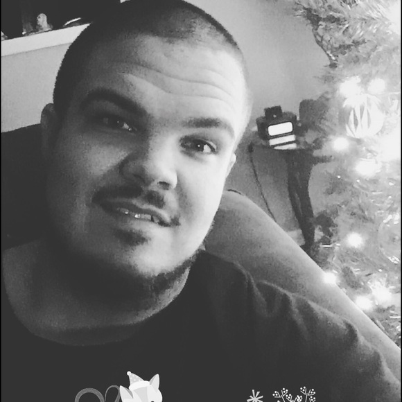 Profile Picture of Joshua Boisey (@jab302) on Poshmark