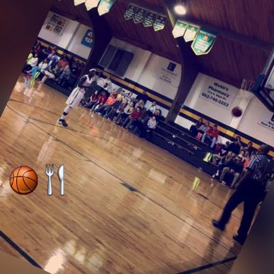 Profile Picture of Jay Warren (@Jay_hoop_star) on Twitter