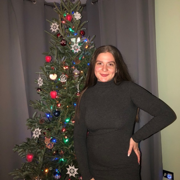 Profile Picture of Natalia Walaszek (@natalka_21) on Poshmark