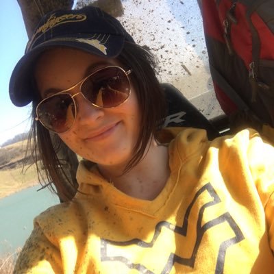 Profile Picture of Nicole Shorts (@strohSelociN) on Twitter