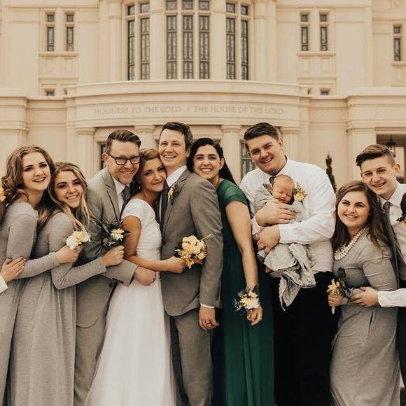 Profile Picture of Heather Russon (@heatherrusson) on Poshmark