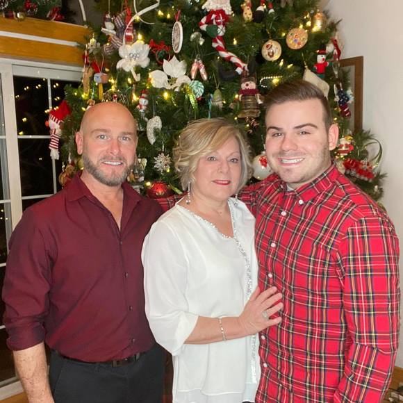 Profile Picture of Lori Carpenter (@carpenter8802) on Poshmark