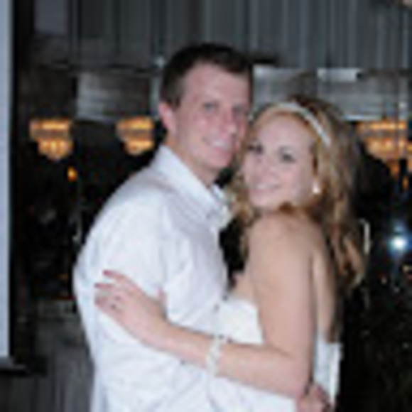 Profile Picture of Nathan Peters (@nathanpeters940) on Poshmark