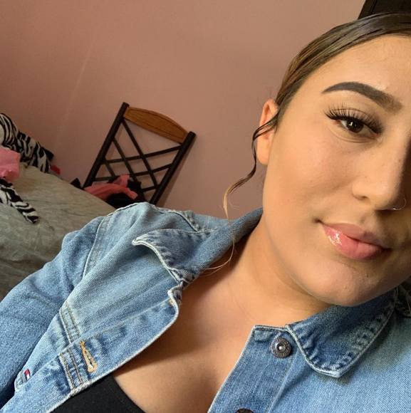 Profile Picture of Stacey Grimaldi (@ggirl227) on Poshmark