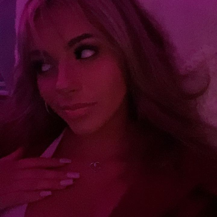 Profile Picture of alexus (@alexuswitha.u) on Tiktok