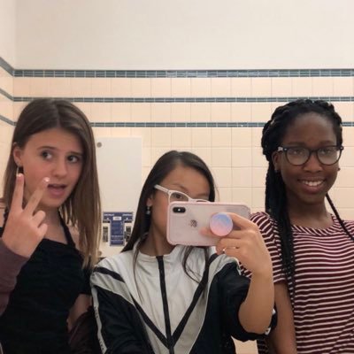 Profile Picture of Catherine Dinh (@CatherineDinh13) on Twitter