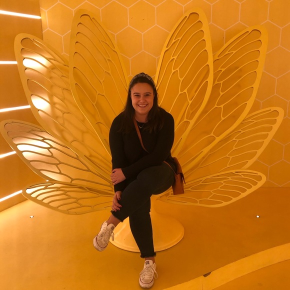Profile Picture of Megan Kezerle (@megankezerle) on Poshmark