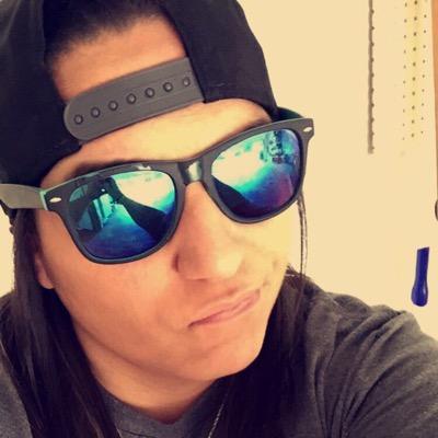 Profile Photo of Amanda Benavides (@beni1184) on Twitter