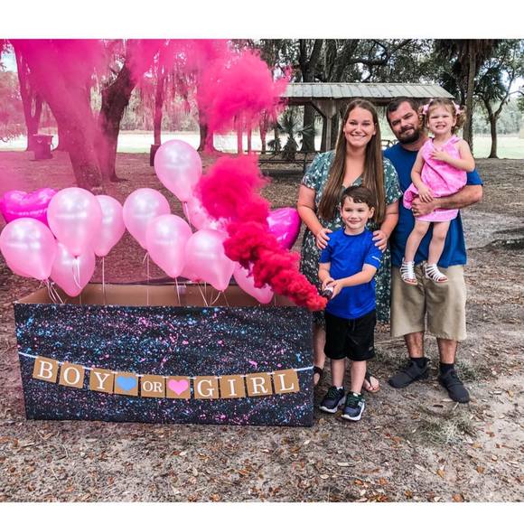 Profile Picture of Alaura Seech (@kristinad03) on Poshmark