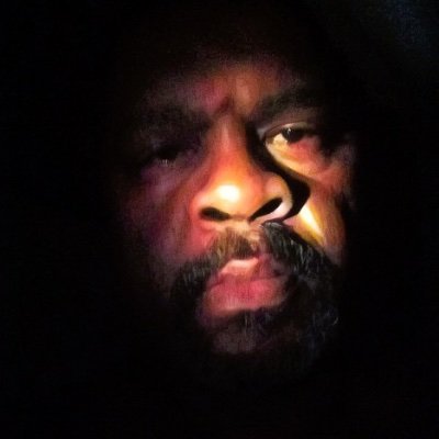 Profile Picture of Kermit Williams (@popigrande) on Twitter