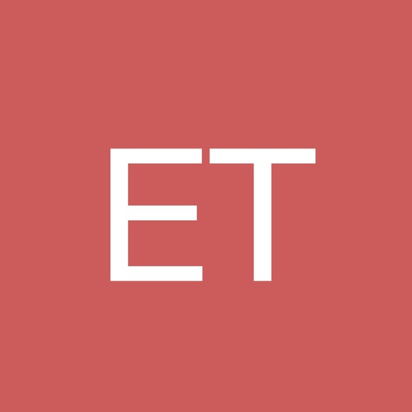Profile Picture of Eilin Telya (@eiro) on Poshmark