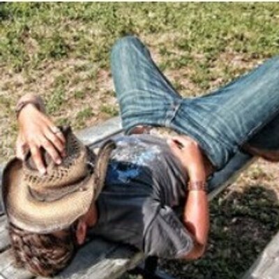 Profile Picture of Andrew Guilbert (@AndyGuilbert) on Twitter