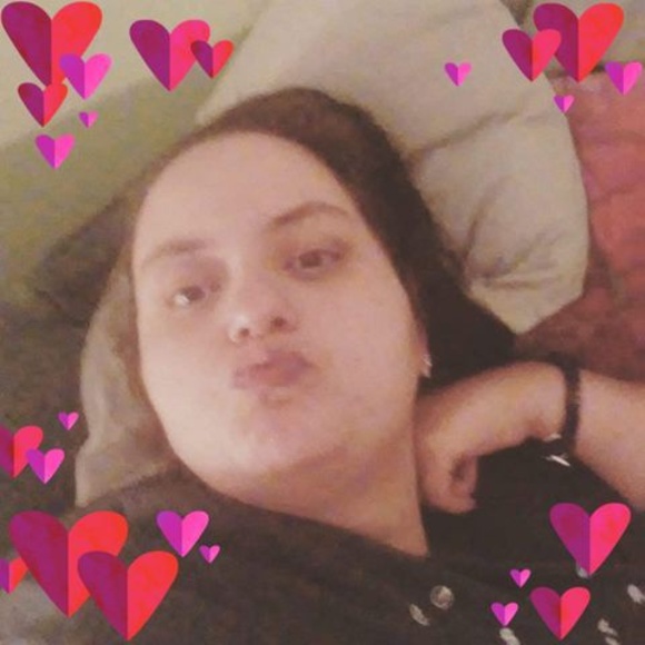 Profile Picture of Carleen Counts (@carleencounts) on Poshmark