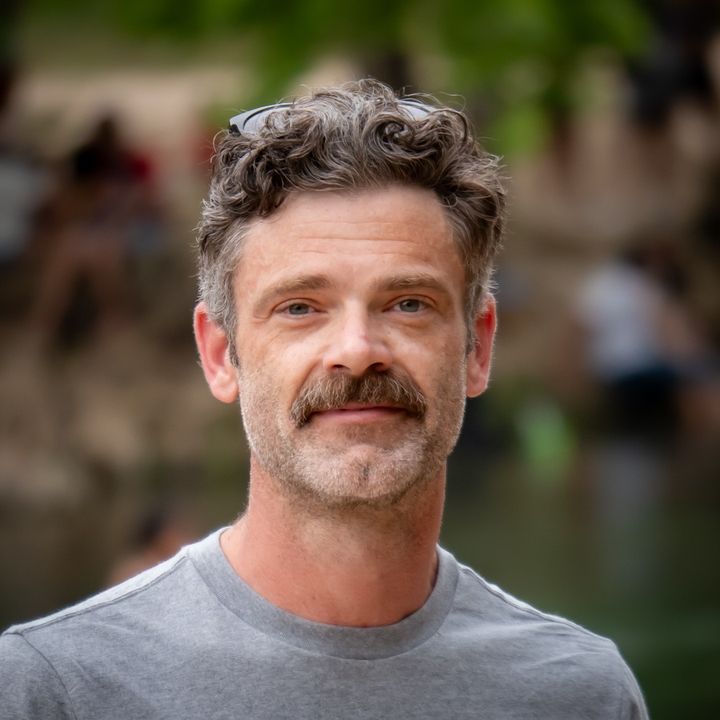 Profile Picture of Paulbe (@paulmbenton) on Tiktok