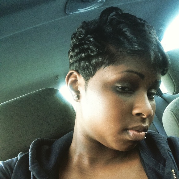 Profile Picture of Lakeisha Katherine (@lakeisha95) on Poshmark