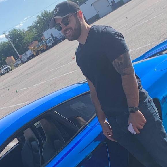 Profile Picture of Fernando Carrozzini (@fcarrozzini) on Poshmark