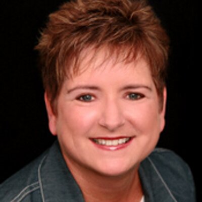 Profile Picture of Penny Bradshaw (@PIBrealestate) on Twitter