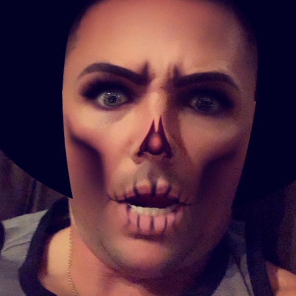 Timothy Ladowski - Poshmark Profile Picture of Timothy Ladowski (@tjl2002) on Poshmark