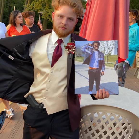 Profile Picture of Matt Rayburn (@mattrayburn12) on Poshmark