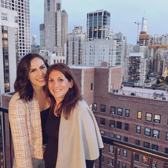 Profile Picture of Alison Iafrate (@alisoniafrate) on Poshmark