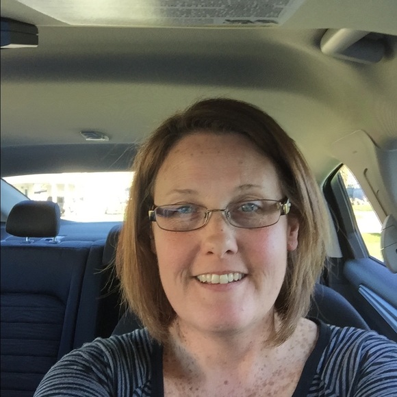 Profile Picture of Shawn Thompson (@shawn3872) on Poshmark