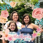 Profile Picture of Lori Whitaker Hall (@lori.w.hall.7) on Instagram