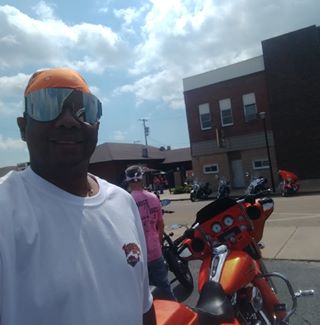 Profile Picture of Joe Williams (@Joe-Williams) on Facebook