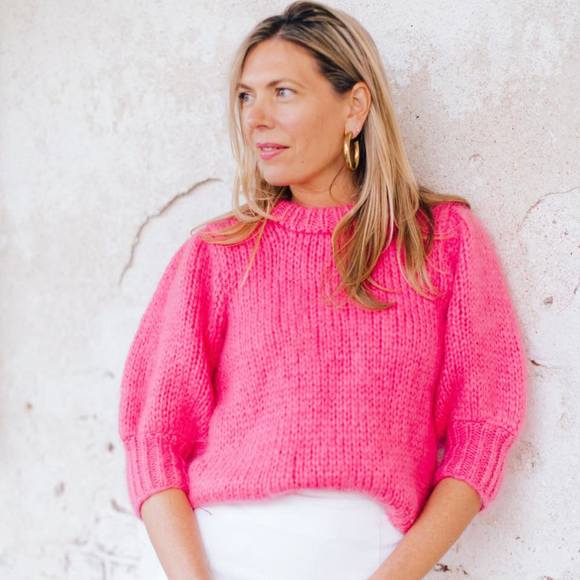 Profile Picture of Jackie Tyler thomson (@jtthomson) on Poshmark