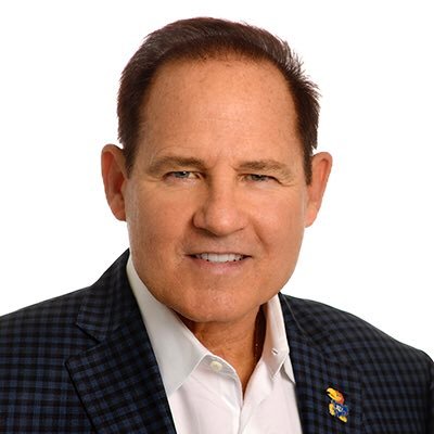 Profile Picture of Les Miles (@CoachLesMiles) on Twitter