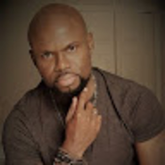 Profile Picture of Felio Tondreau (@feliotondreau) on Poshmark