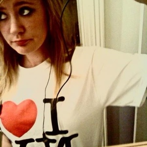 Profile Picture of Alice Forward (@aliwagg) on Myspace