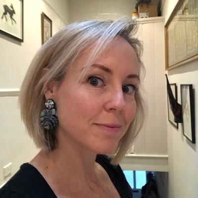 Profile Picture of Vicky Ames (@vickyames) on Twitter