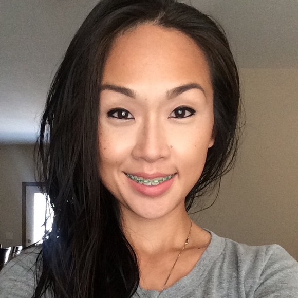 Profile Picture of Nu nu Nguyen (@ntd09) on Poshmark