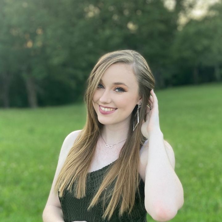 Profile Picture of Stacey Hope Hendrix (@staceyhopeofficial) on Tiktok