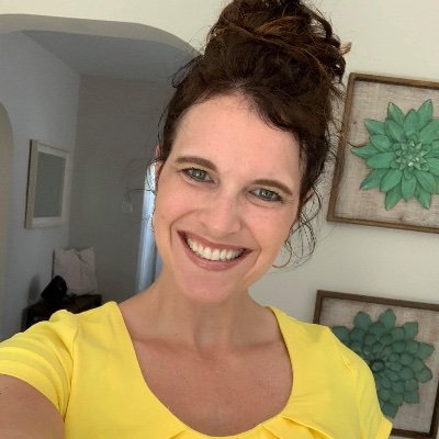 Profile Picture of Beth Livingston (@BethALivingston) on Twitter