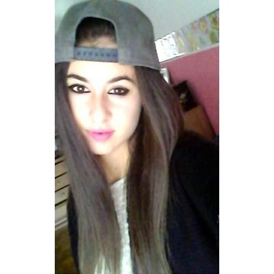 Profile Picture of Carolina (@CarolAlonso88) on Twitter