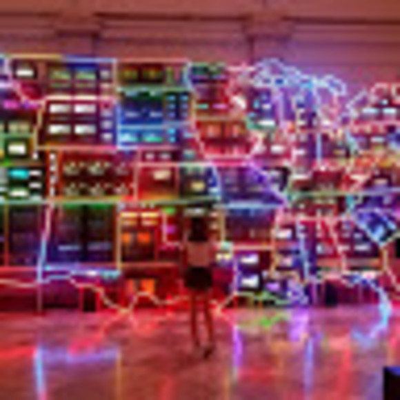 Profile Picture of Rachel Zeeve (@rachelzeeve) on Poshmark