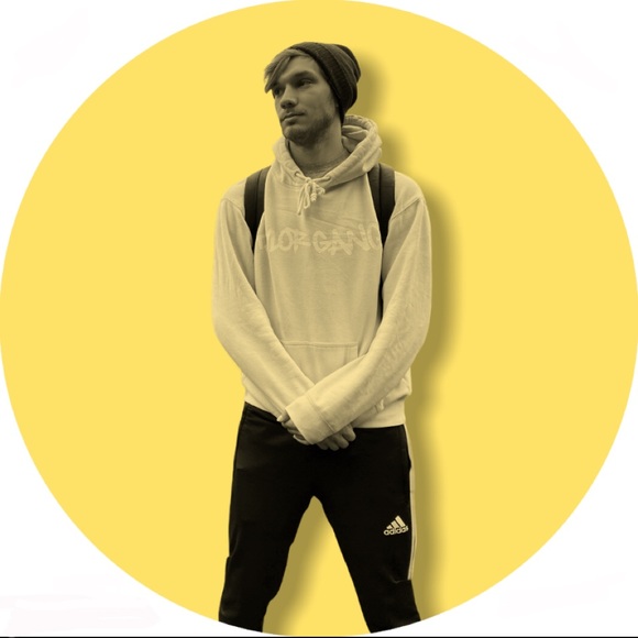 Profile Picture of Lance Rotert (@lrotert99) on Poshmark