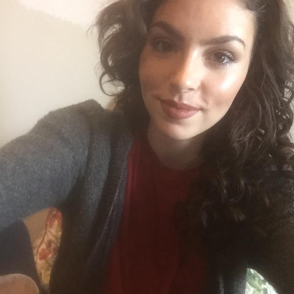 Profile Picture of Briana Jicha (@bjicha22) on Poshmark