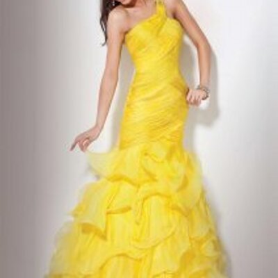 Profile Picture of Kerrie Edwards (@FashionDivasOut) on Twitter