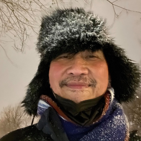 Profile Picture of Peter Lu (@peterkungholu) on Poshmark